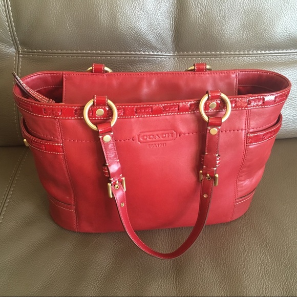 Coach Red Leather Tote Shoulder Bag - Picture 3 of 8